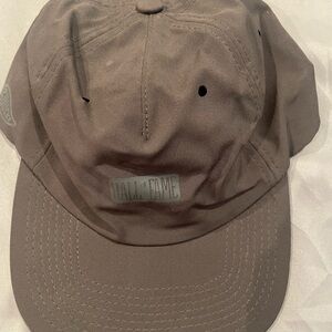 Hall of Fame Gray Hat Classic Six-Panel Design